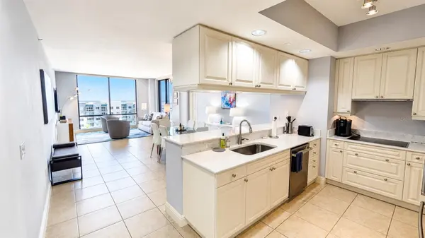 50 CENTRAL AVE #11A, Sarasota, FL 34236