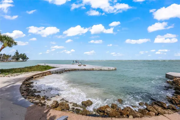 220 PASS KEY RD #220, Sarasota, FL 34242