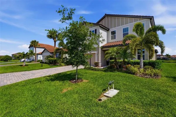 13705 FLAT WOODS TER, Bradenton, FL 34211