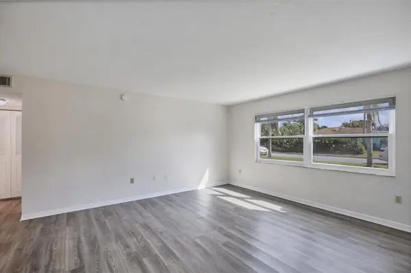 5800 HOLLYWOOD BLVD #312, Sarasota, FL 34231