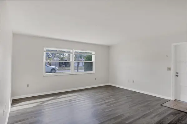 5800 HOLLYWOOD BLVD #312, Sarasota, FL 34231
