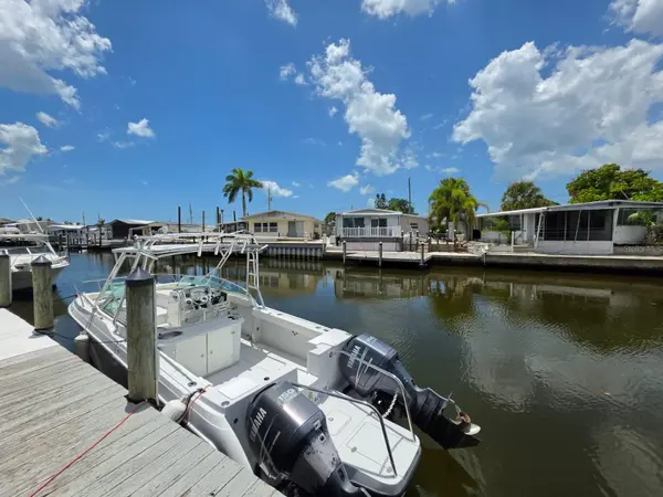 1714 69TH AVE W #A204, Bradenton, FL 34207