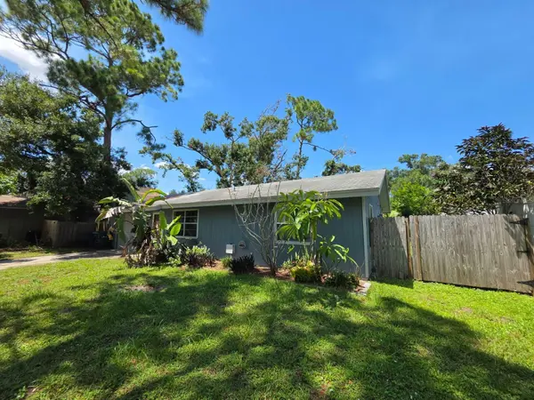 3977 VANA DR, Sarasota, FL 34241
