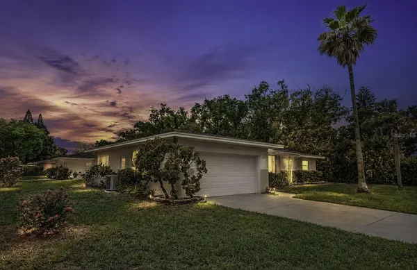 2077 DRUID RD E, Clearwater, FL 33764