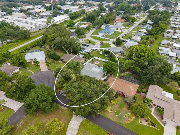 4346 MEADOWLAND CIR, Sarasota, FL 34233
