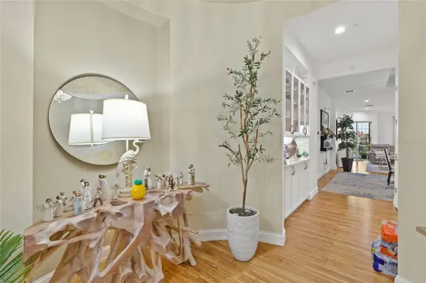 10 FRANKLIN CT S #63C, St Petersburg, FL 33711