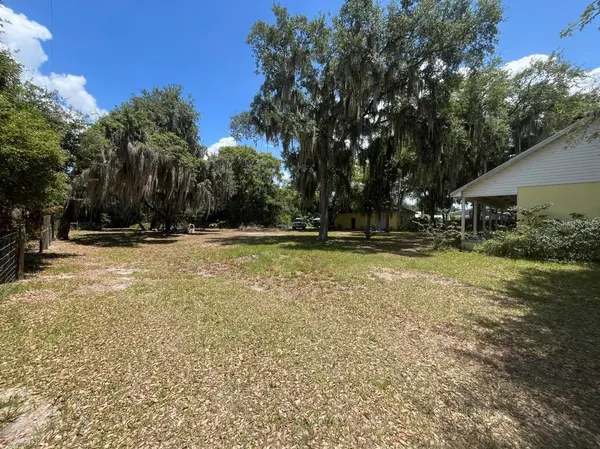 310 CLAYTON RD, Auburndale, FL 33823
