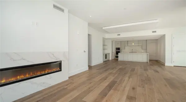 253 GOLDEN GATE PT #902, Sarasota, FL 34236