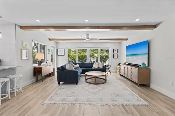 801 EDGEMERE LN, Sarasota, FL 34242