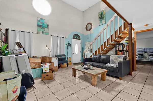 3153 MAIDEN LN, Sarasota, FL 34231