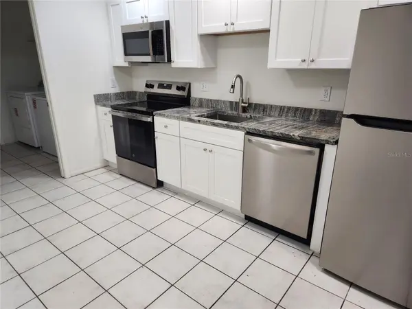 1120 36TH ST W #A, Bradenton, FL 34205