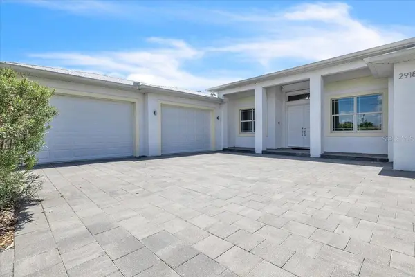 2918 SE 10TH PL, Cape Coral, FL 33904