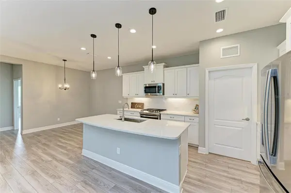 2802 BUTTERFLY JASMINE TRL, Sarasota, FL 34240