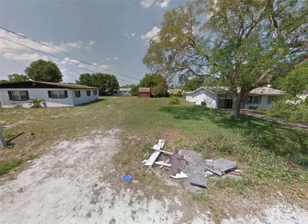 213 PINE AVE, Edgewater, FL 32141