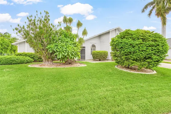 4903 SW 11TH PL, Cape Coral, FL 33914