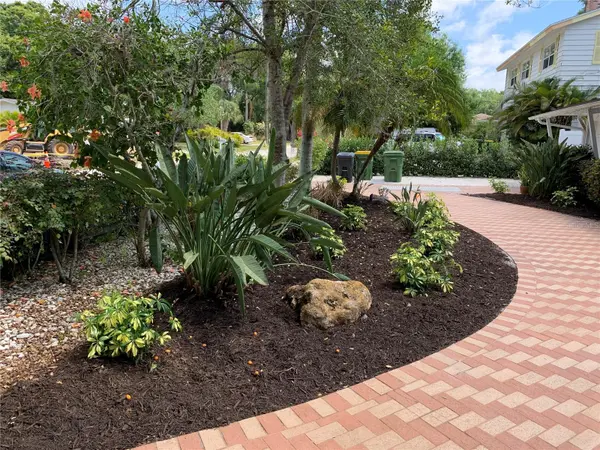 2436 WALDEMERE ST, Sarasota, FL 34239