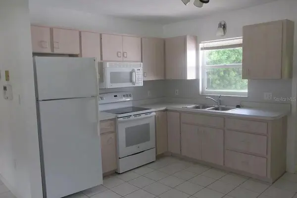 2911 BENTLEY ST, Sarasota, FL 34239