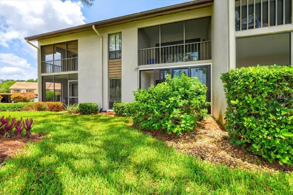 3053 TAYWOOD MDWS #3, Sarasota, FL 34235