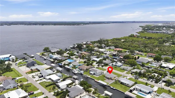 712 POINSETTIA AVE, Ellenton, FL 34222