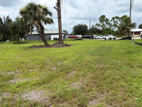 RASP CT, North Port, FL 34288