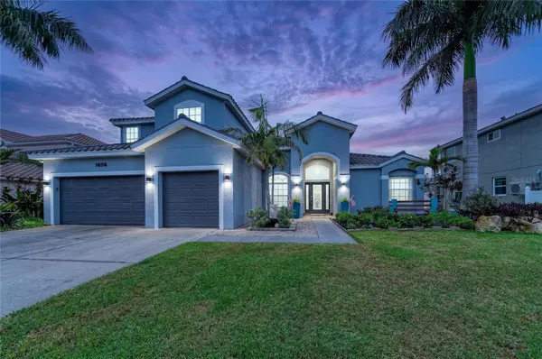 1656 PINYON PINE DR, Sarasota, FL 34240