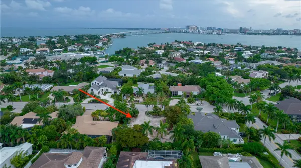 338 BIRD KEY DR, Sarasota, FL 34236