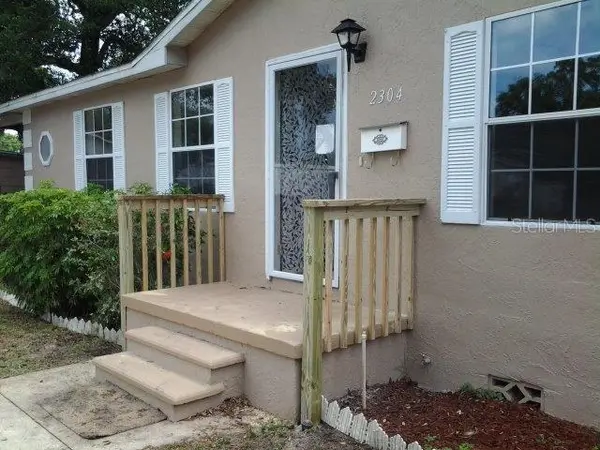 2304 KINGSTON ST S, St Petersburg, FL 33711
