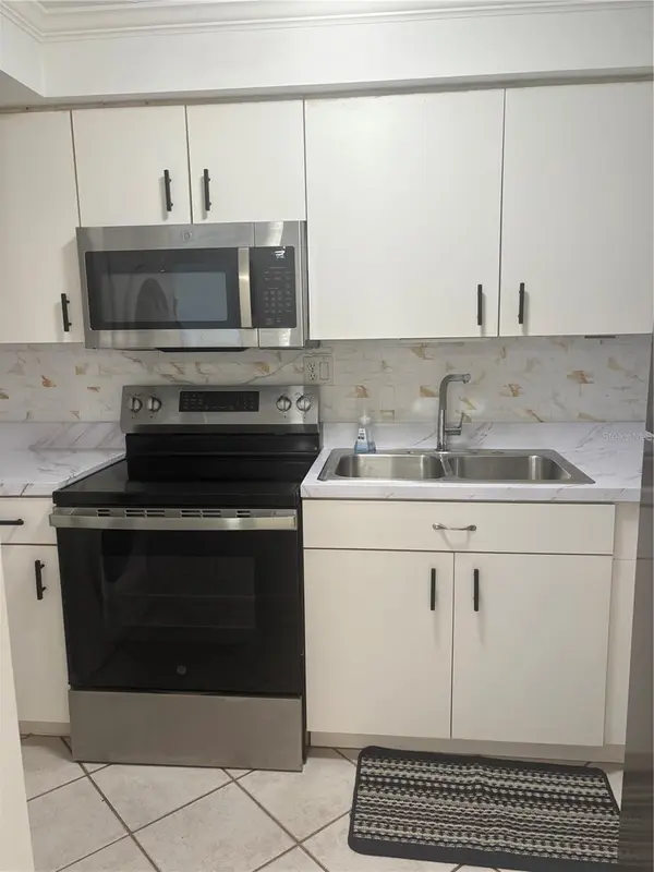 503 ALBEE FARM RD #B28, Venice, FL 34285