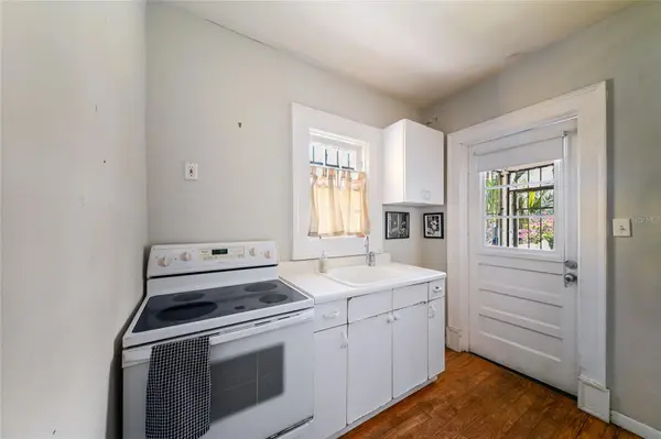 411 BURNS COURT, Sarasota, FL 34236