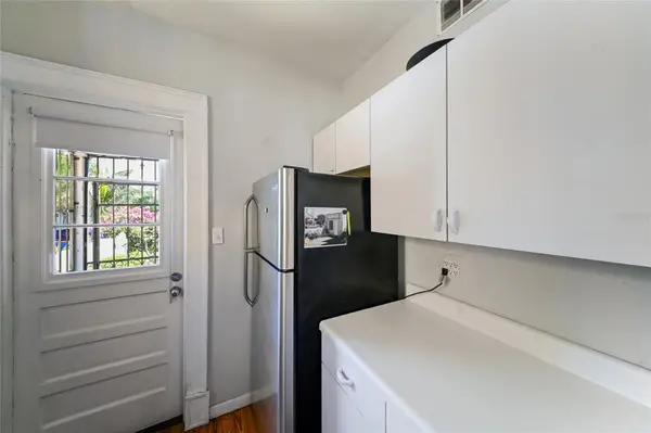 411 BURNS COURT, Sarasota, FL 34236