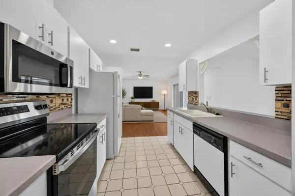 6510 11TH AVE W, Bradenton, FL 34209