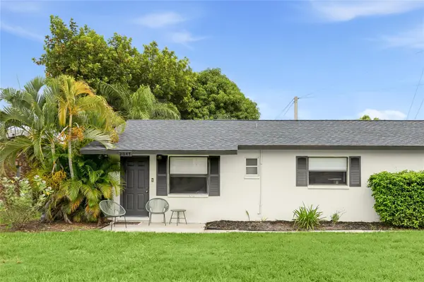 2047 & 2051 FIESTA DR, Sarasota, FL 34231