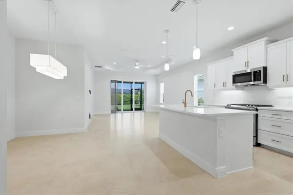 2605 STAR APPLE WAY, Sarasota, FL 34240