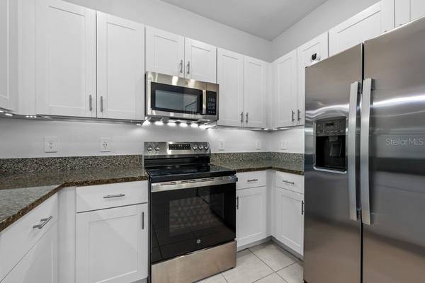 9177 BONITA MAR DR, Parrish, FL 34219