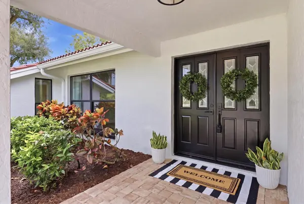 8822 MISTY CREEK DR, Sarasota, FL 34241