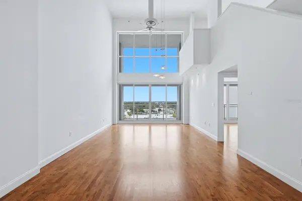 1990 MAIN ST #4, Sarasota, FL 34236