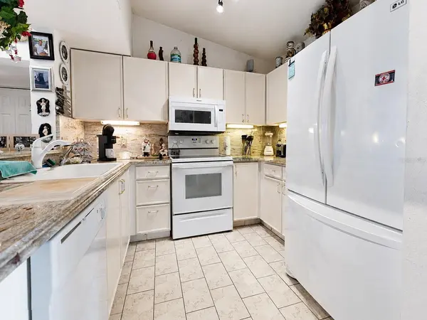 8294 KEY ROYAL CIR #1631, Naples, FL 34119