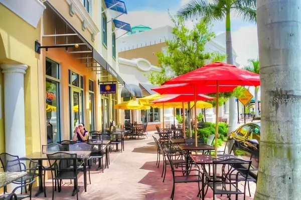 8111 LAKEWOOD MAIN ST #307, Lakewood Ranch, FL 34202