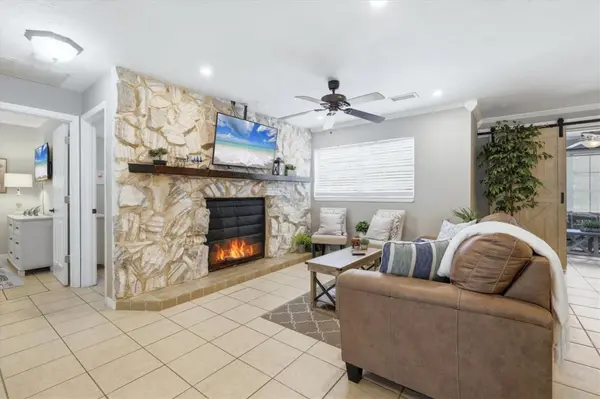 3818 BUCKEYE CIR, Sarasota, FL 34232