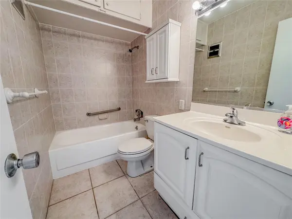 771 JOHN RINGLING BLVD #3, Sarasota, FL 34236