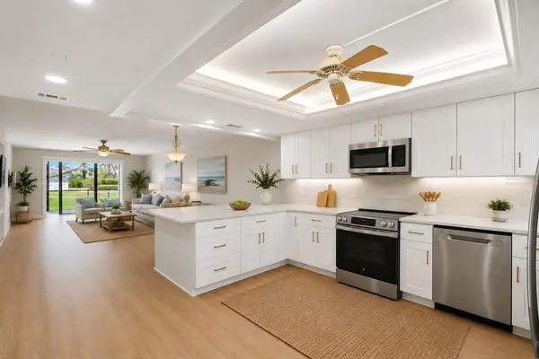 5600 BEACH WAY DR #109, Sarasota, FL 34242
