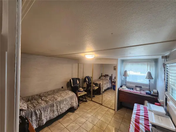 130 CAPRI DR, Palmetto, FL 34221