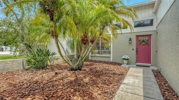 1551 GEORGETOWNE LN, Sarasota, FL 34232