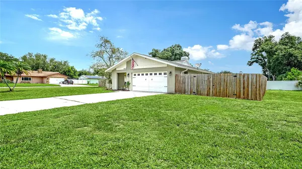 1551 GEORGETOWNE LN, Sarasota, FL 34232