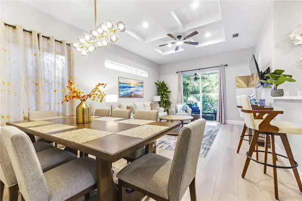 2047 ROSELAWN ST, Sarasota, FL 34231