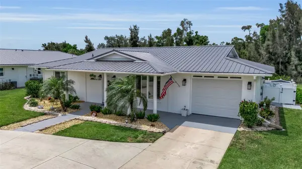 720 S GONDOLA DR, Venice, FL 34293