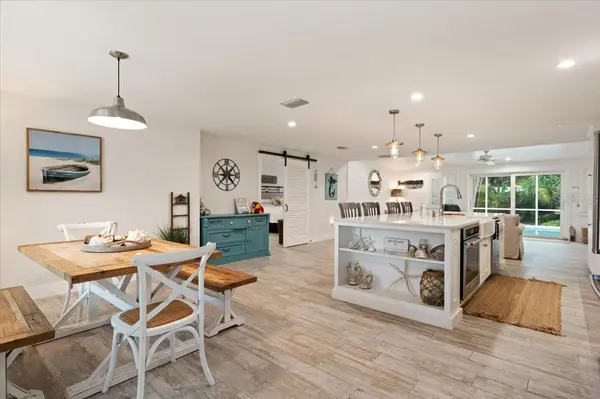 5125 SANDY BEACH AVE, Sarasota, FL 34242