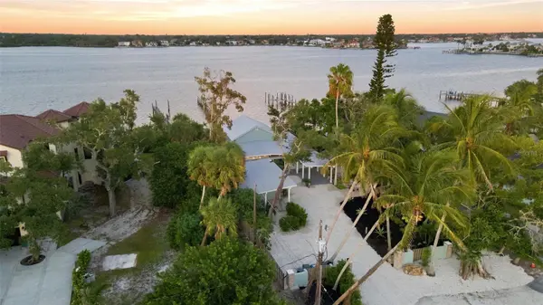 1275 PORT LN, Sarasota, FL 34242