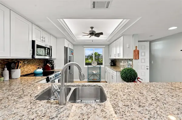 9604 CORTEZ RD W #422, Bradenton, FL 34210