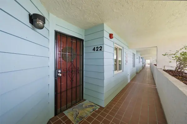 9604 CORTEZ RD W #422, Bradenton, FL 34210
